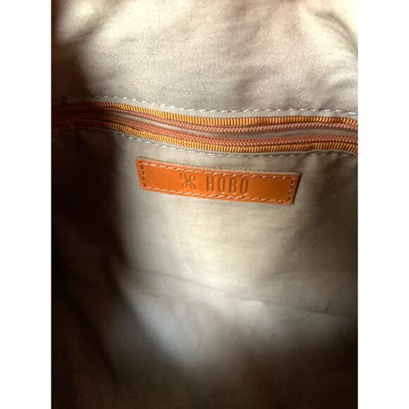 HOBO Astrid Leather Shoulder Bag Orange - Picture 5 of 9